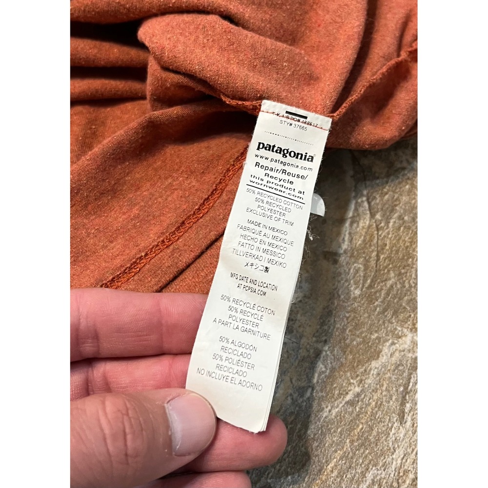 Patagonia Responsibili-Tee Shirt Mens XXL Orange Recycled Logo - Picture 6 of 8